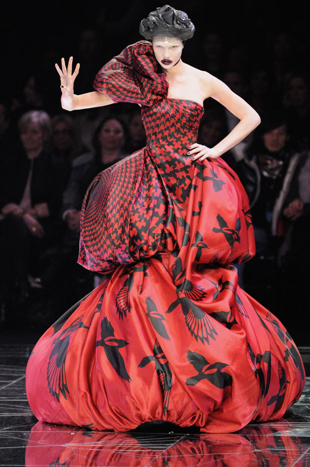 London’s Latest Tribute to Alexander McQueen Takes the Stage FIB