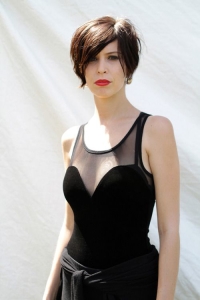 Hayley Mary, lead singer of The Jezabels. Photo Credit: Pinterest