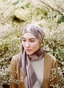 uniqlo-hijab-4