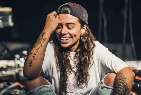 Tash Sultana Delivers Pure Bliss With 'Beyond The Pine' | FIB